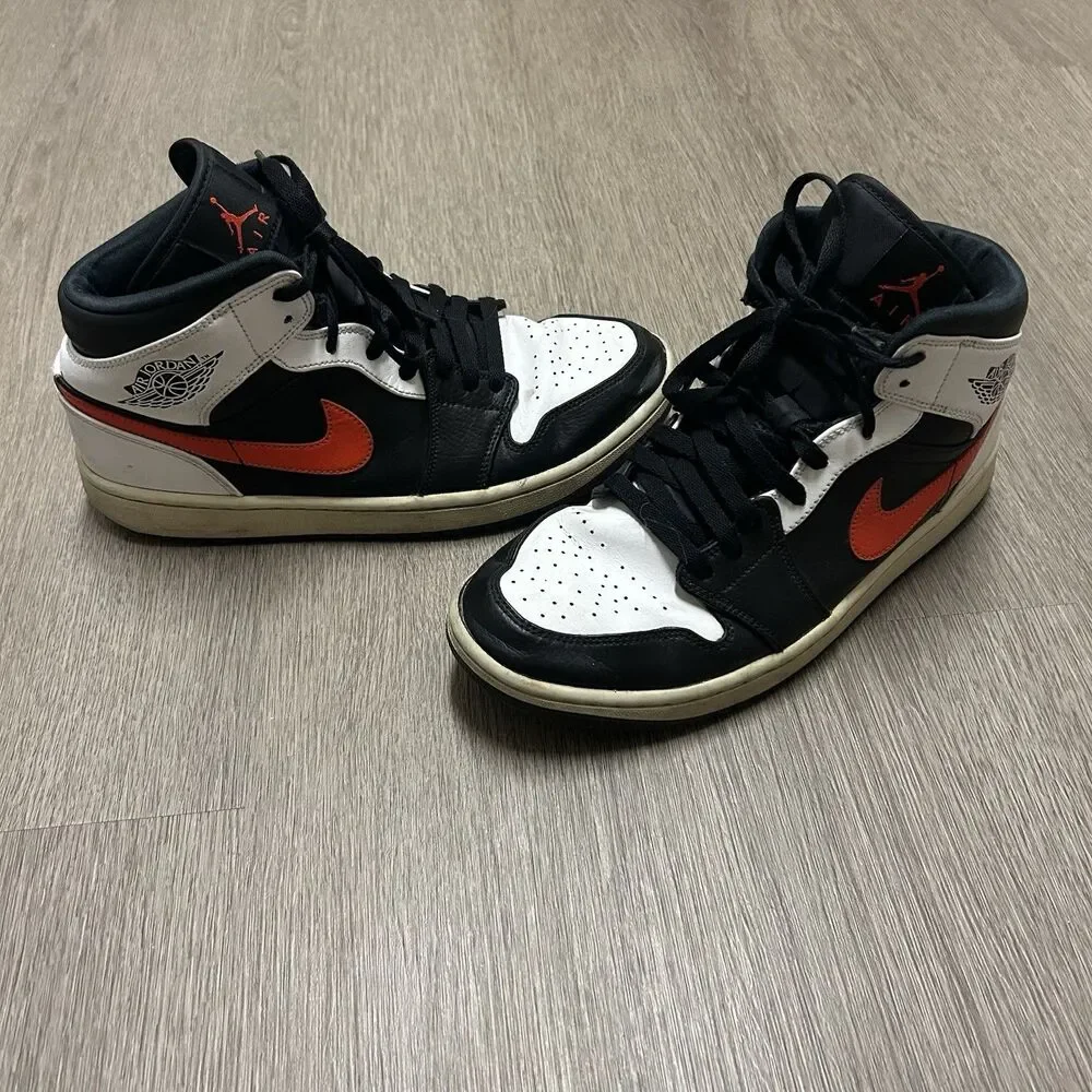Nike Air Jordan 1 Mid Men’s 9 Black Chile Red White | 554724-075 - FLAWED